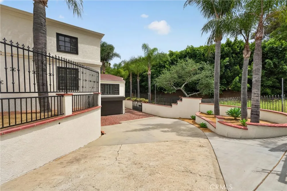 170 S Mohler Anaheim Hills, CA 92808