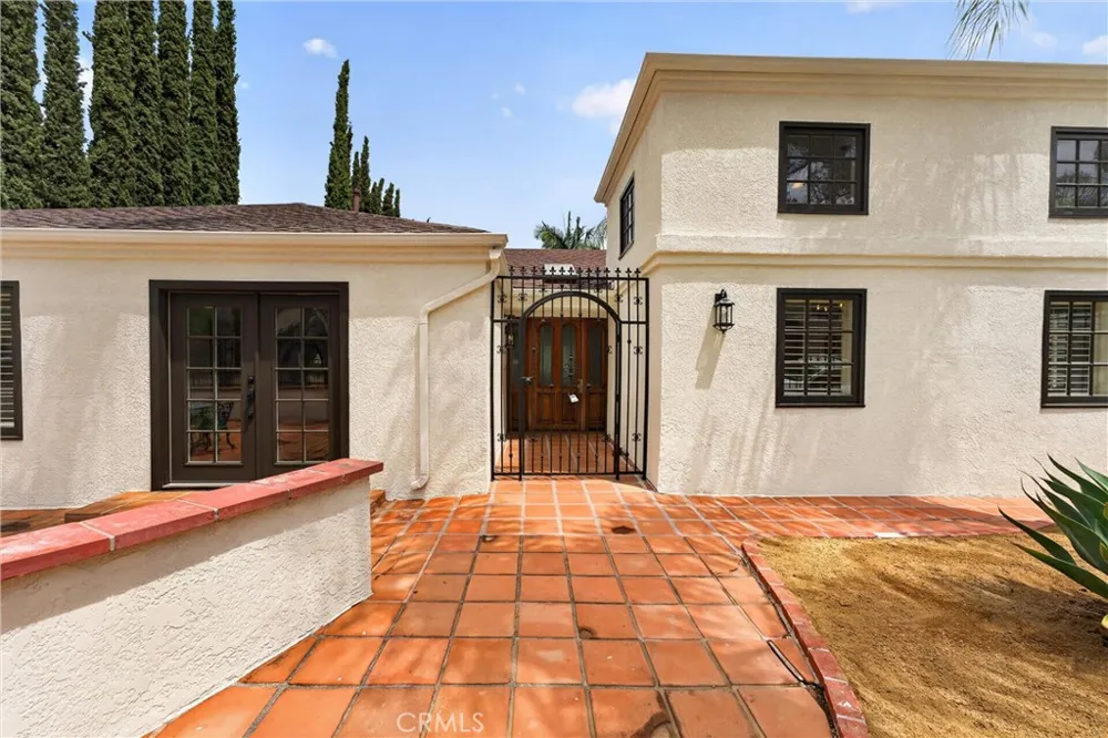 170 S Mohler Anaheim Hills, CA 92808