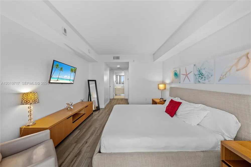 2602 E Hallandale Beach Blvd #R703 Hallandale Beach, FL 33009