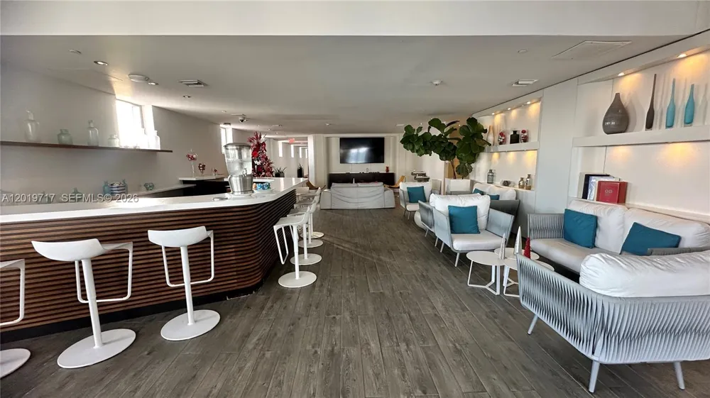 2602 E Hallandale Beach Blvd #R703 Hallandale Beach, FL 33009