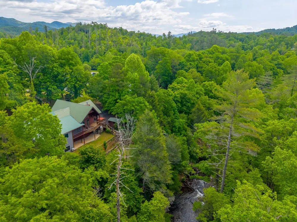 Barlow Fields Dr. Hayesville, NC 28904