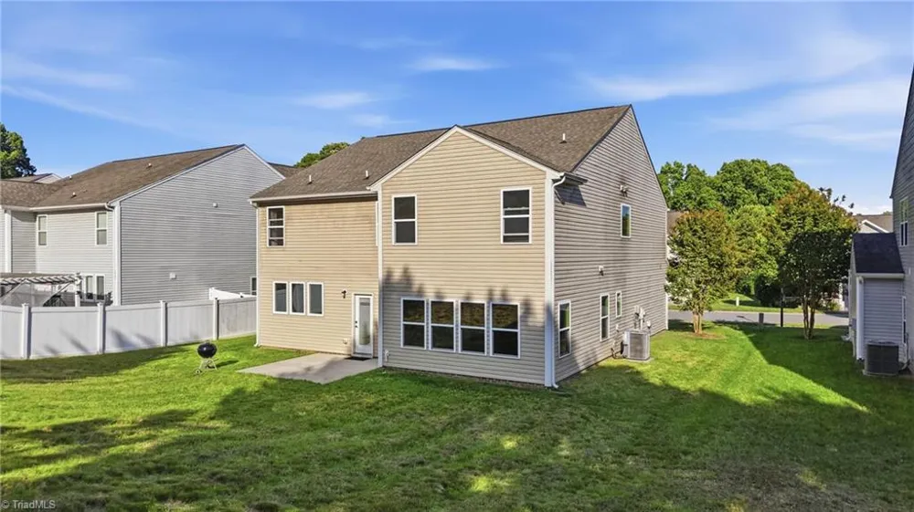4246 Wedge Drive Pfafftown, NC 27040