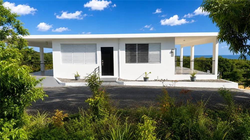 412 INT CARR BO PUEBLO Rincon, PR 00677