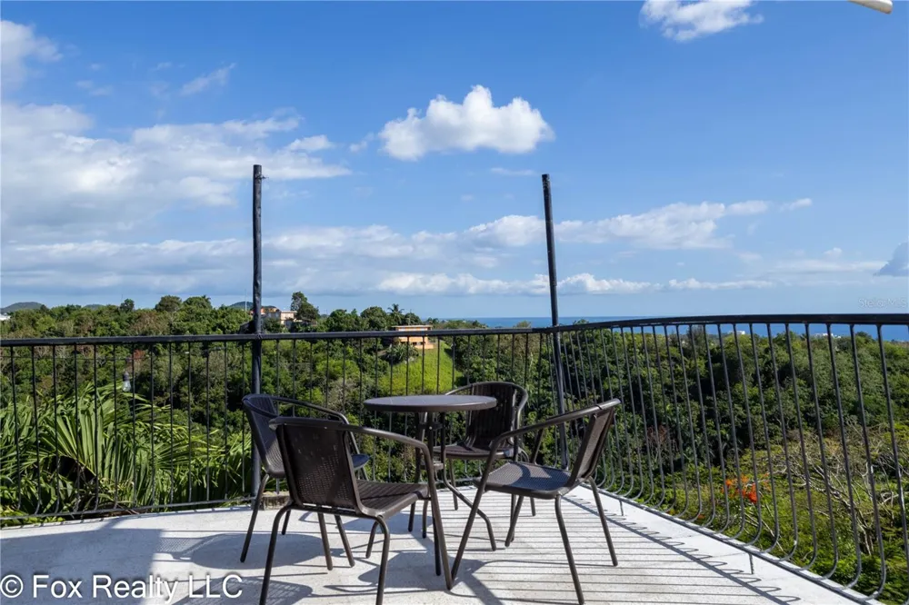 412 INT CARR BO PUEBLO Rincon, PR 00677