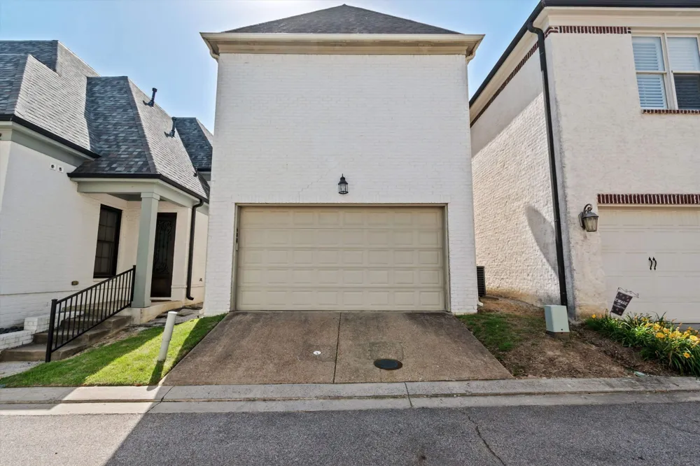 688 S MAIN ST Memphis, TN 38103