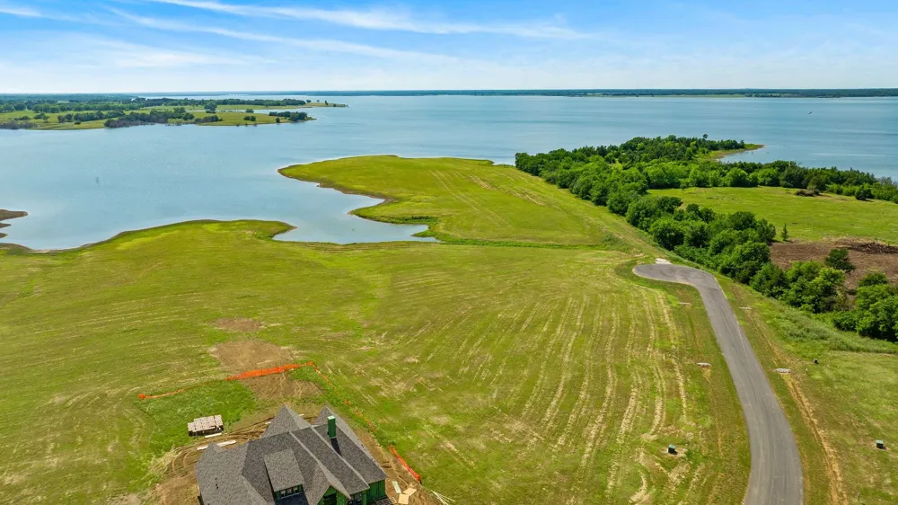 623 Lakeshore Terrace Windom, TX 75492