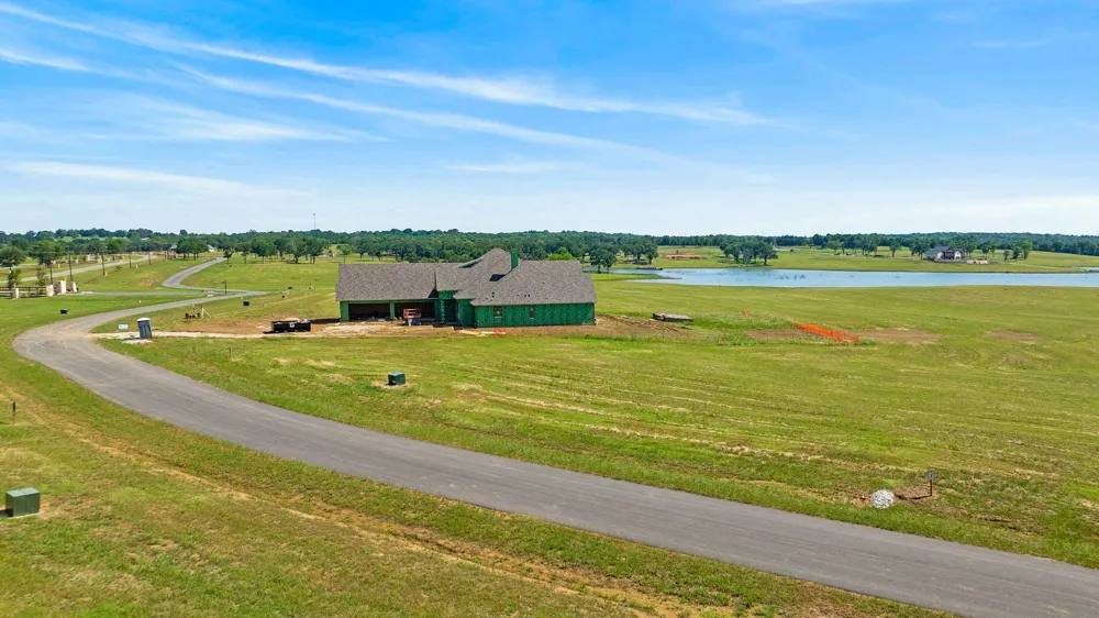 623 Lakeshore Terrace Windom, TX 75492