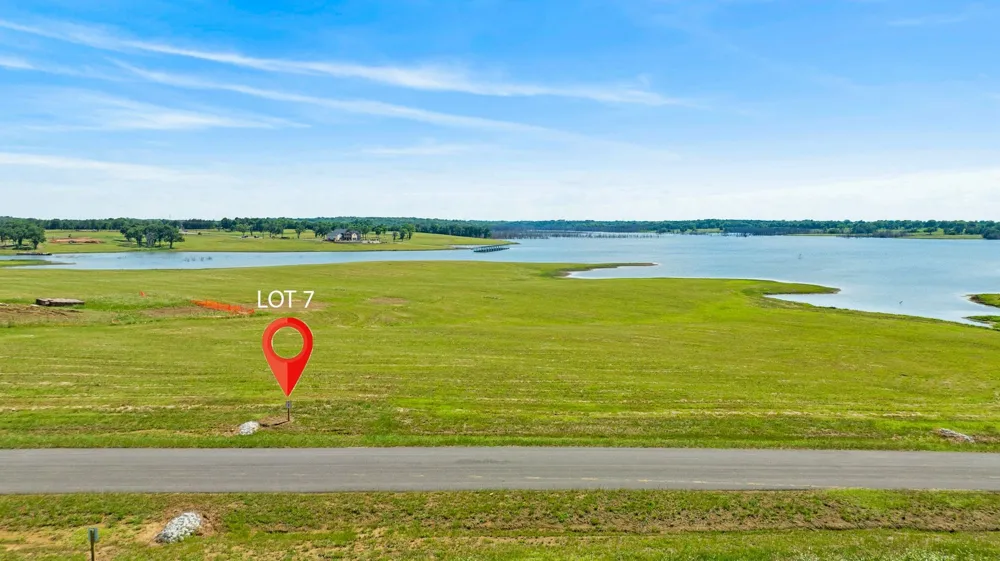 623 Lakeshore Terrace Windom, TX 75492