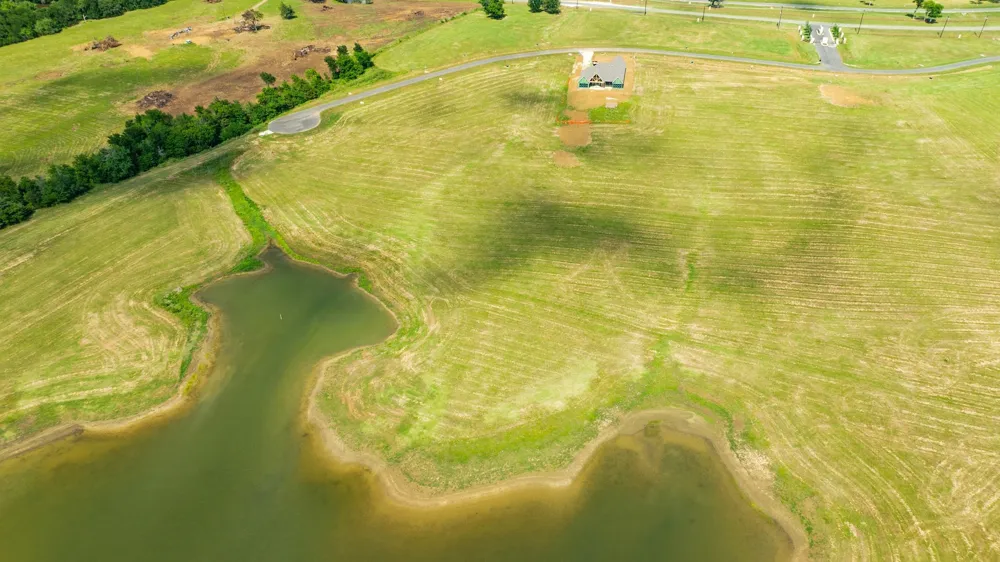 623 Lakeshore Terrace Windom, TX 75492
