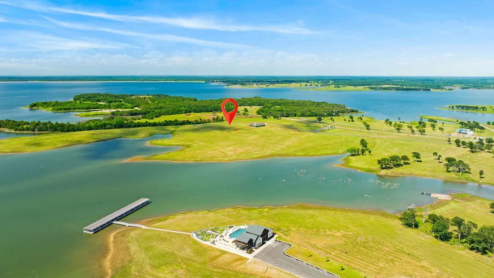 623 Lakeshore Terrace Windom, TX 75492