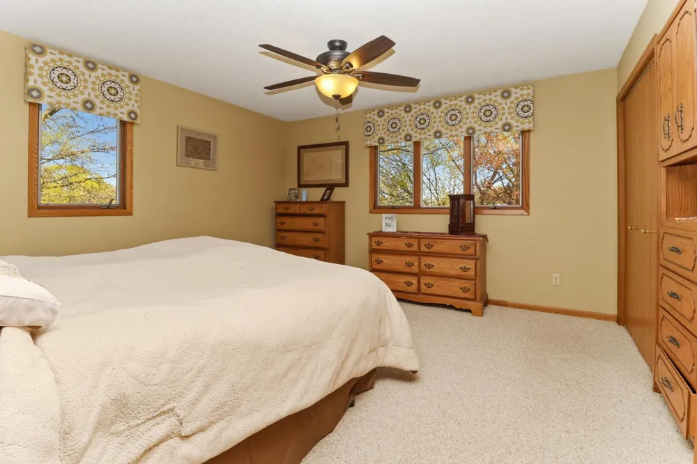 27987 Timber Lane Road Paynesville, MN 56362