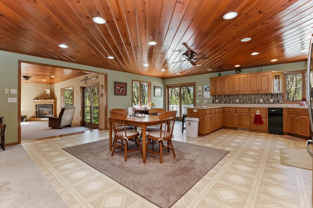 27987 Timber Lane Road Paynesville, MN 56362
