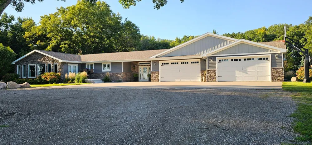 1260 20th Street NW Holloway, MN 56249