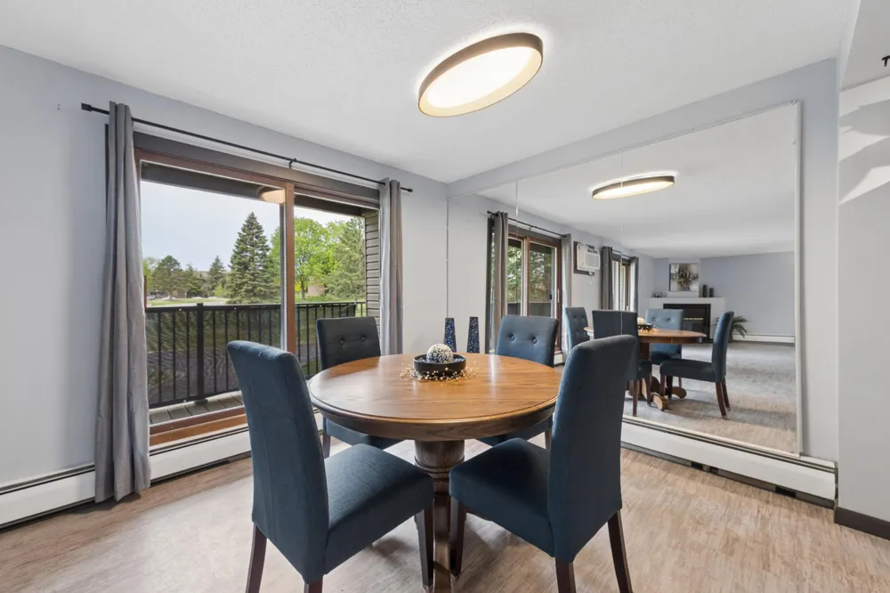 3440 Golfview Drive #121 Eagan, MN 55123