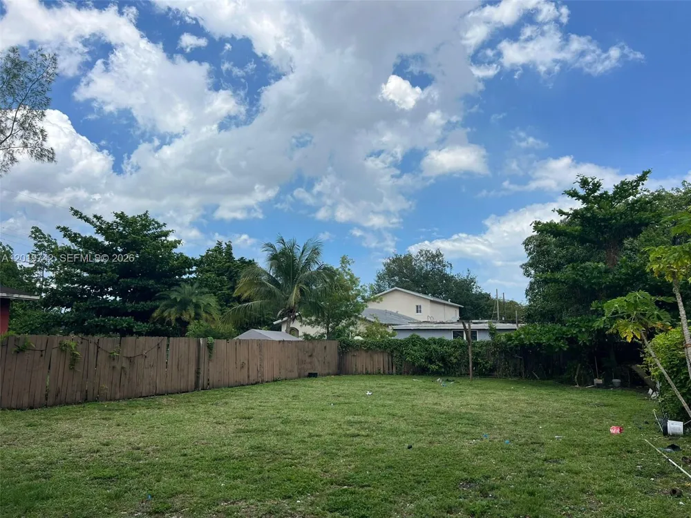 4245 NW 24th Ave #1 Miami, FL 33142