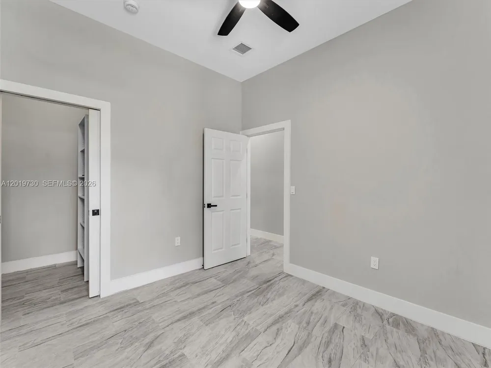 313 S 13th St #B Fort Pierce, FL 34950