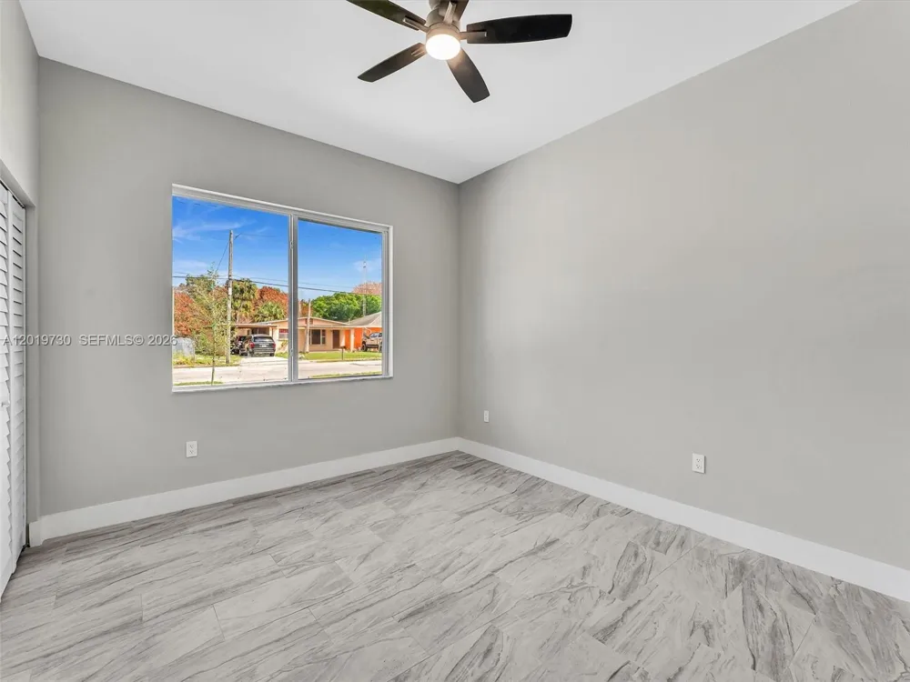 313 S 13th St #B Fort Pierce, FL 34950