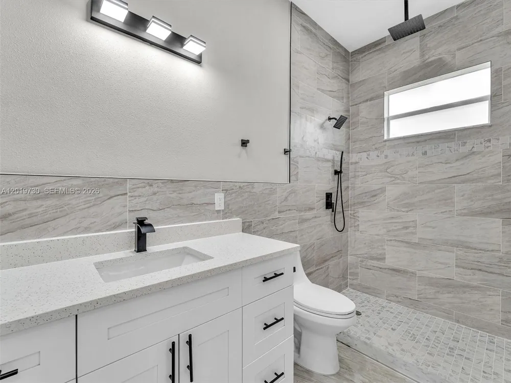 313 S 13th St #B Fort Pierce, FL 34950