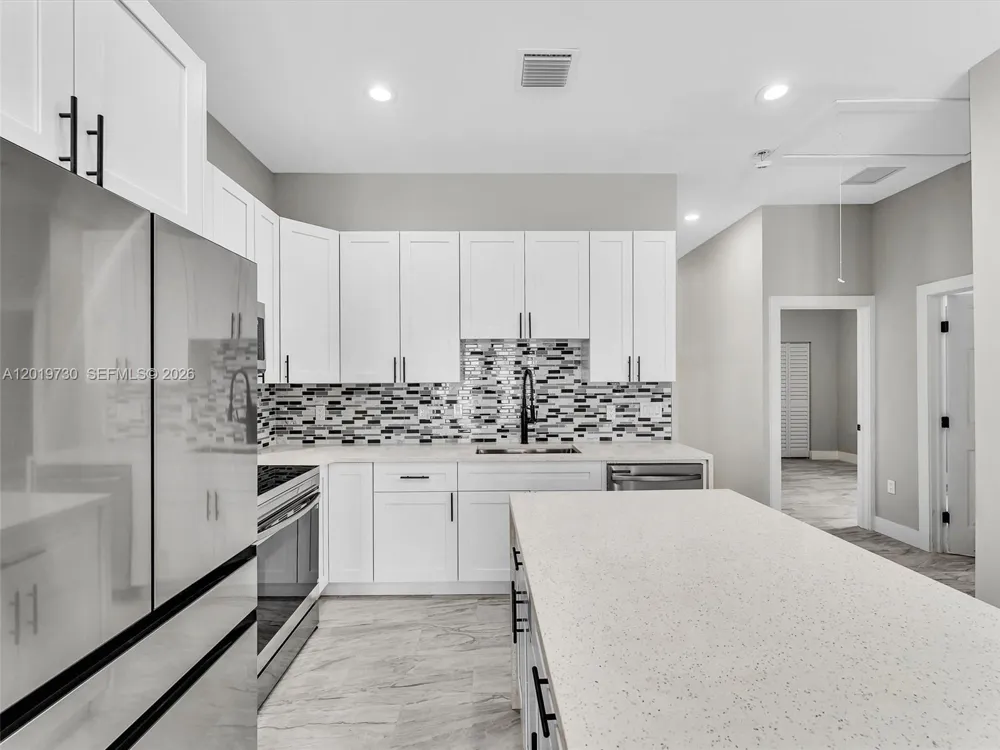 313 S 13th St #B Fort Pierce, FL 34950