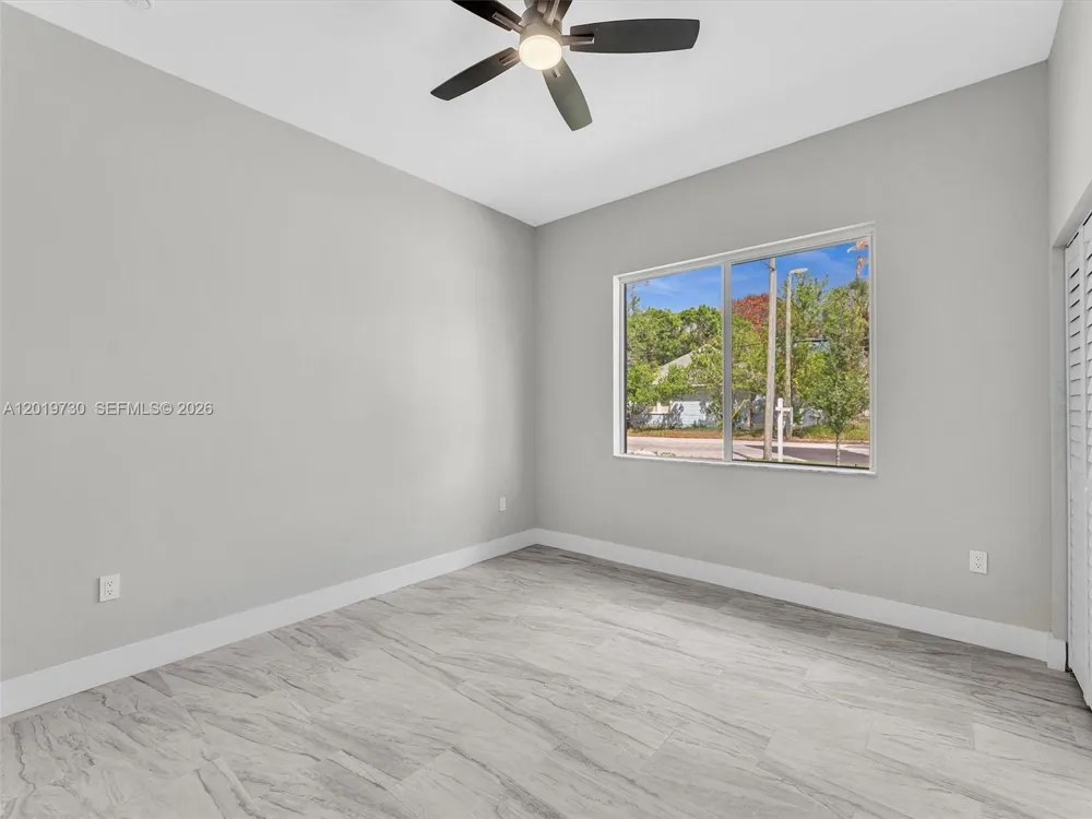 313 S 13th St #B Fort Pierce, FL 34950