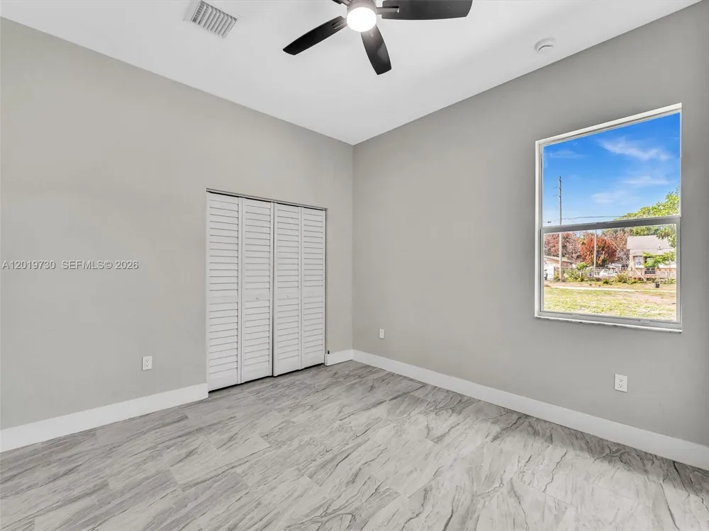 313 S 13th St #B Fort Pierce, FL 34950