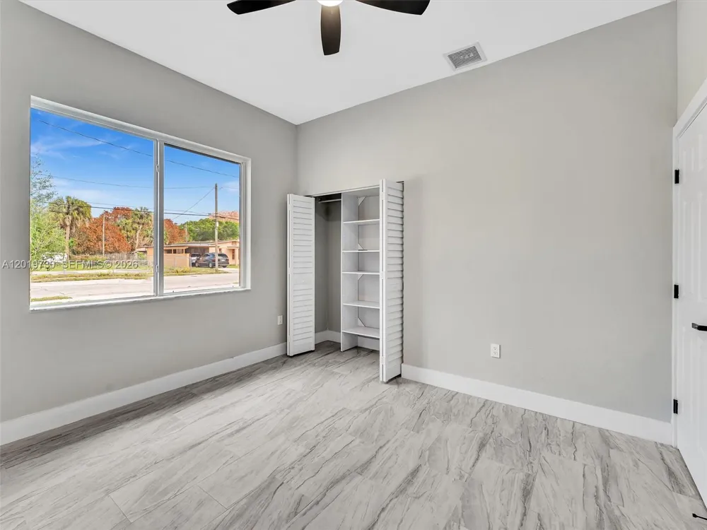 313 S 13th St #B Fort Pierce, FL 34950