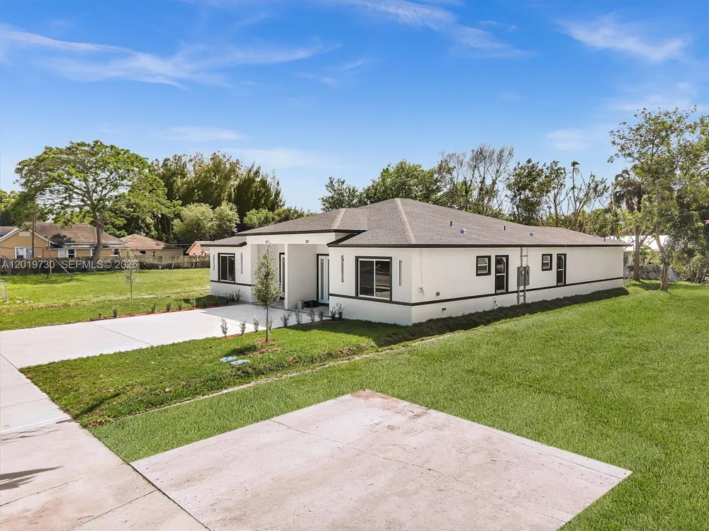 313 S 13th St #B Fort Pierce, FL 34950