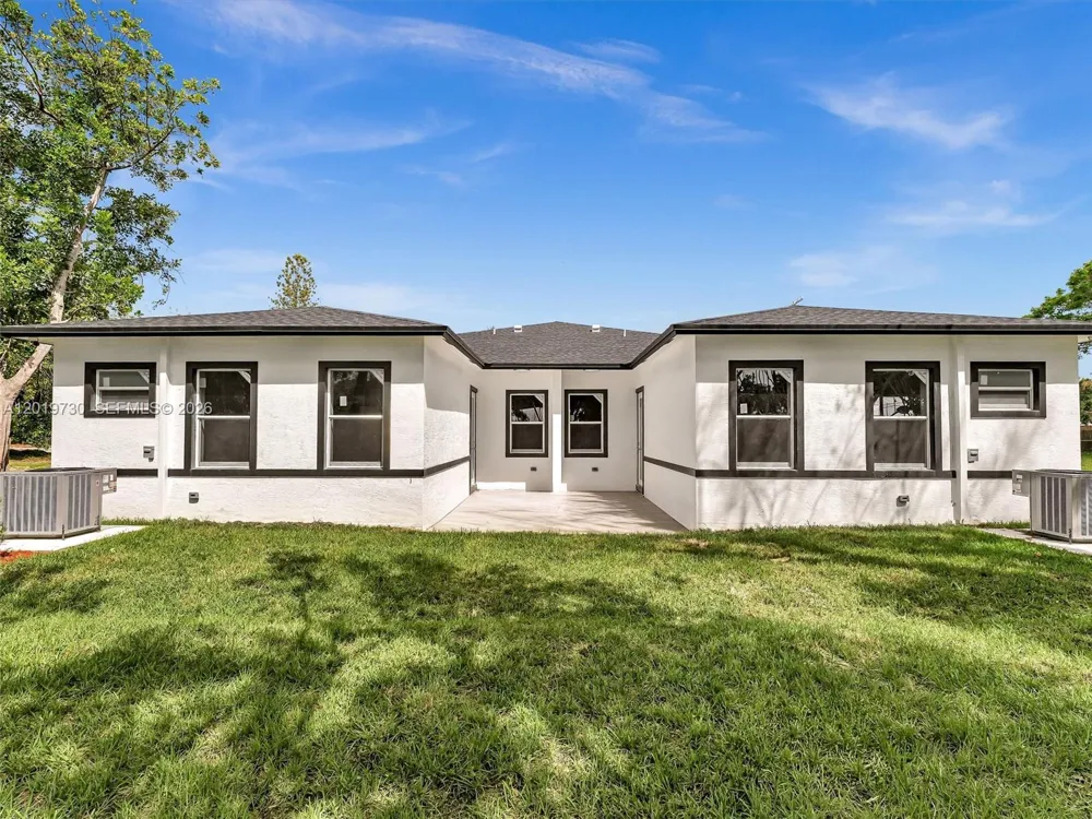 313 S 13th St #B Fort Pierce, FL 34950