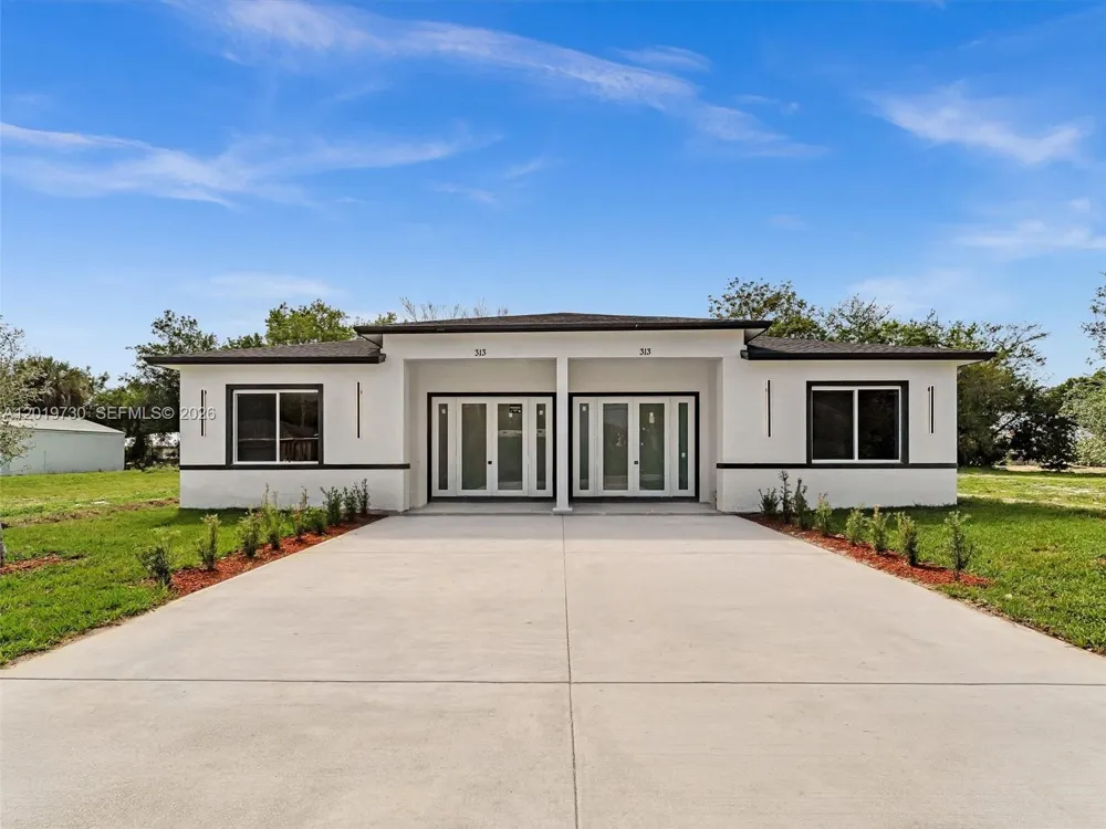 313 S 13th St #B Fort Pierce, FL 34950
