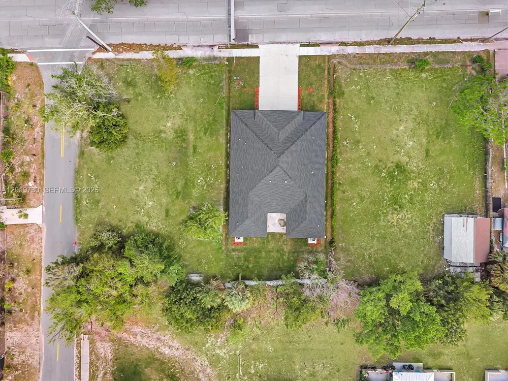 313 S 13th St #B Fort Pierce, FL 34950