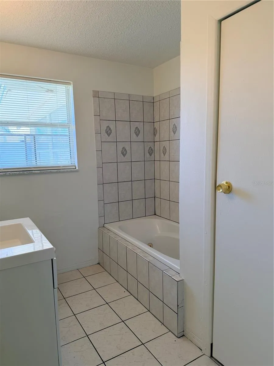 192 PONCE DE LEON DRIVE Ormond Beach, FL 32176