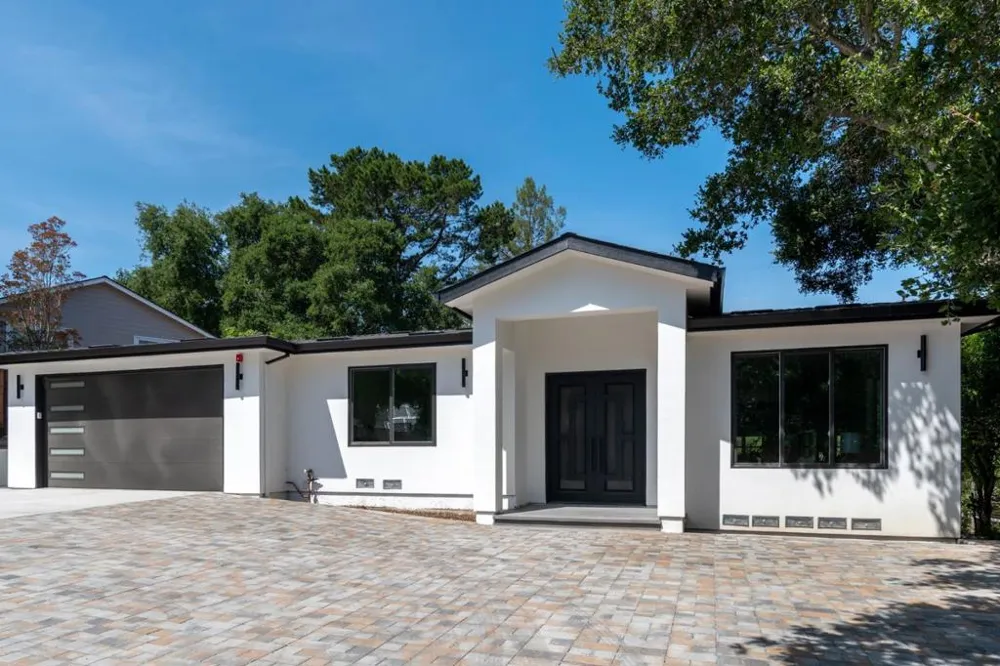 20599 Leonard Road Saratoga, CA 95070