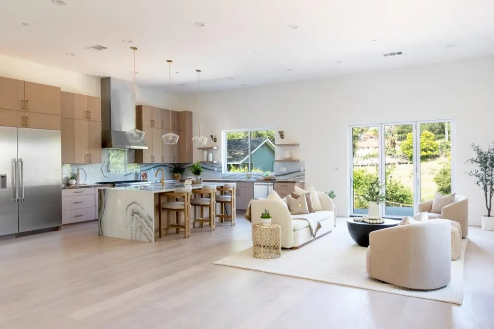 20599 Leonard Road Saratoga, CA 95070