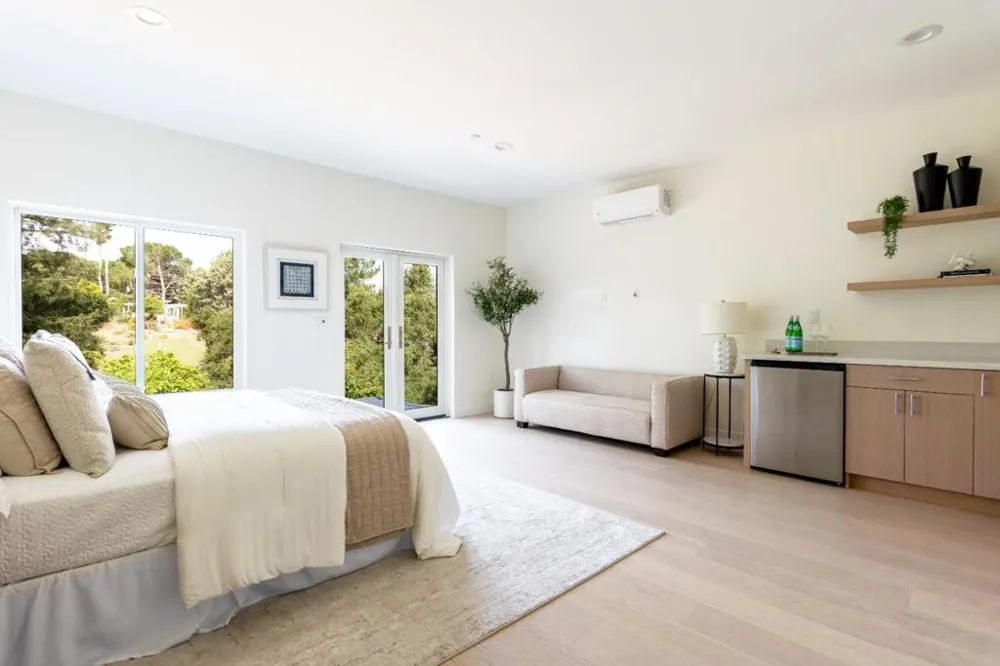 20599 Leonard Road Saratoga, CA 95070