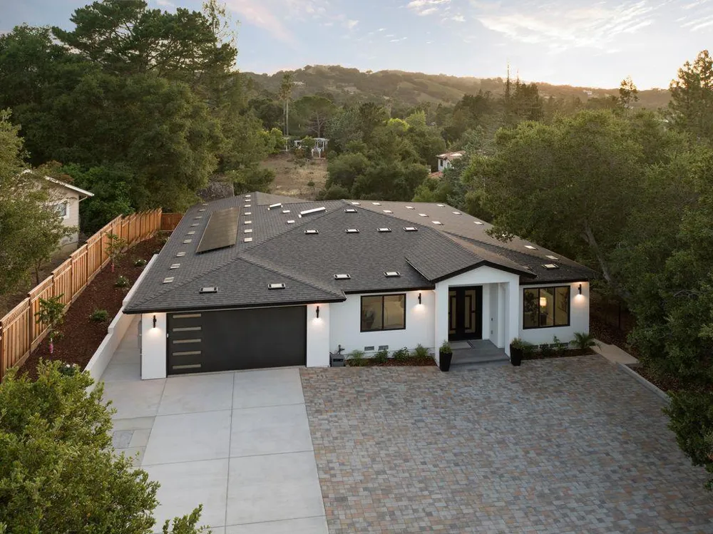 20599 Leonard Road Saratoga, CA 95070