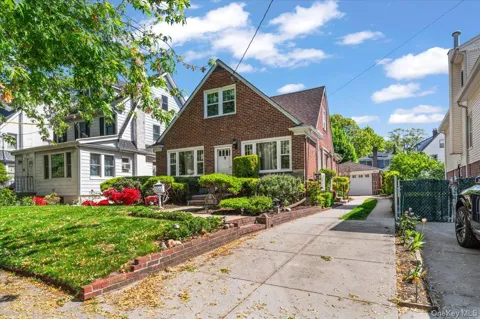 183-41 Dalny Road