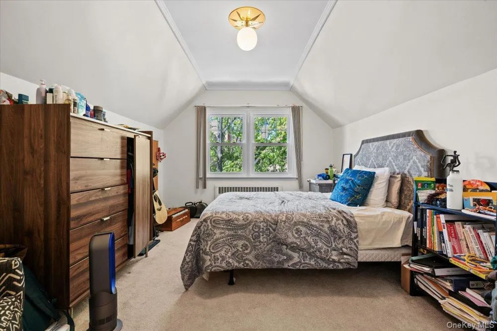 183-41 Dalny Road Jamaica Estates, NY 11432