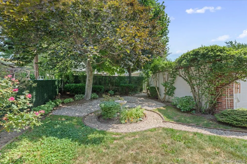 183-41 Dalny Road Jamaica Estates, NY 11432