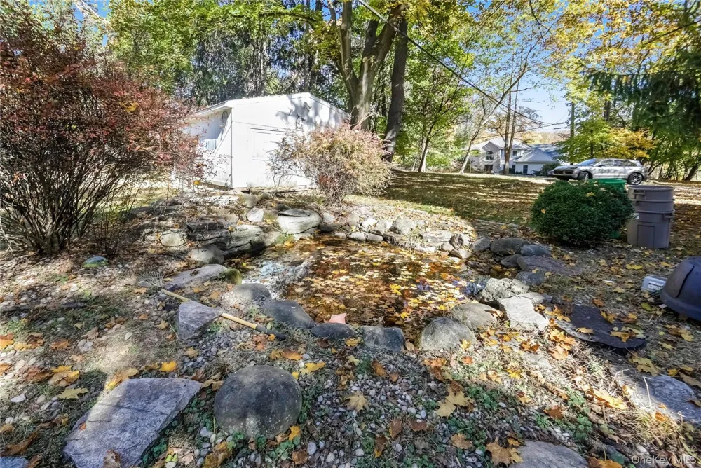 25 Whittier Road Blauvelt, NY 10913