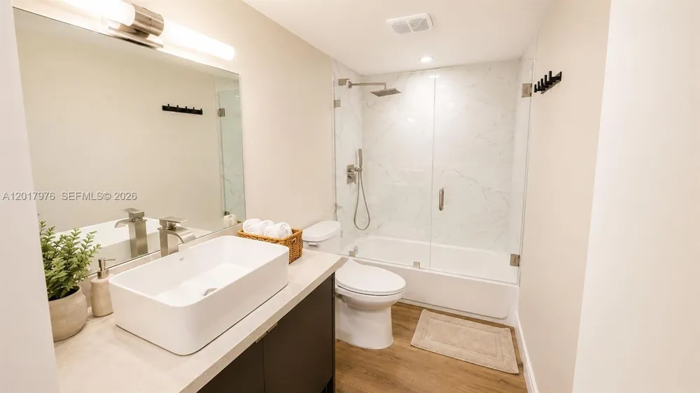 1121 Crandon Blvd #E708 Key Biscayne, FL 33149