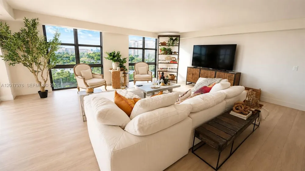 1121 Crandon Blvd #E708 Key Biscayne, FL 33149