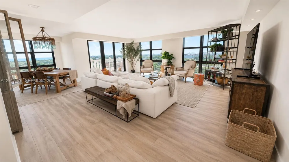 1121 Crandon Blvd #E708 Key Biscayne, FL 33149