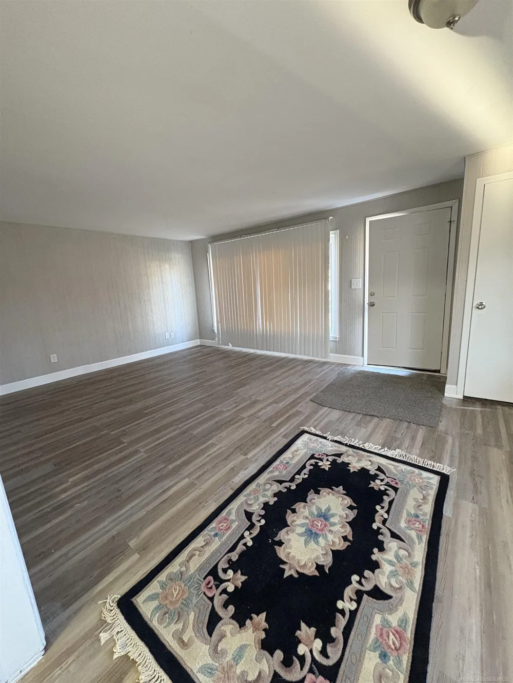 21700 Elizabeth Street St Clair Shores City, MI 48080
