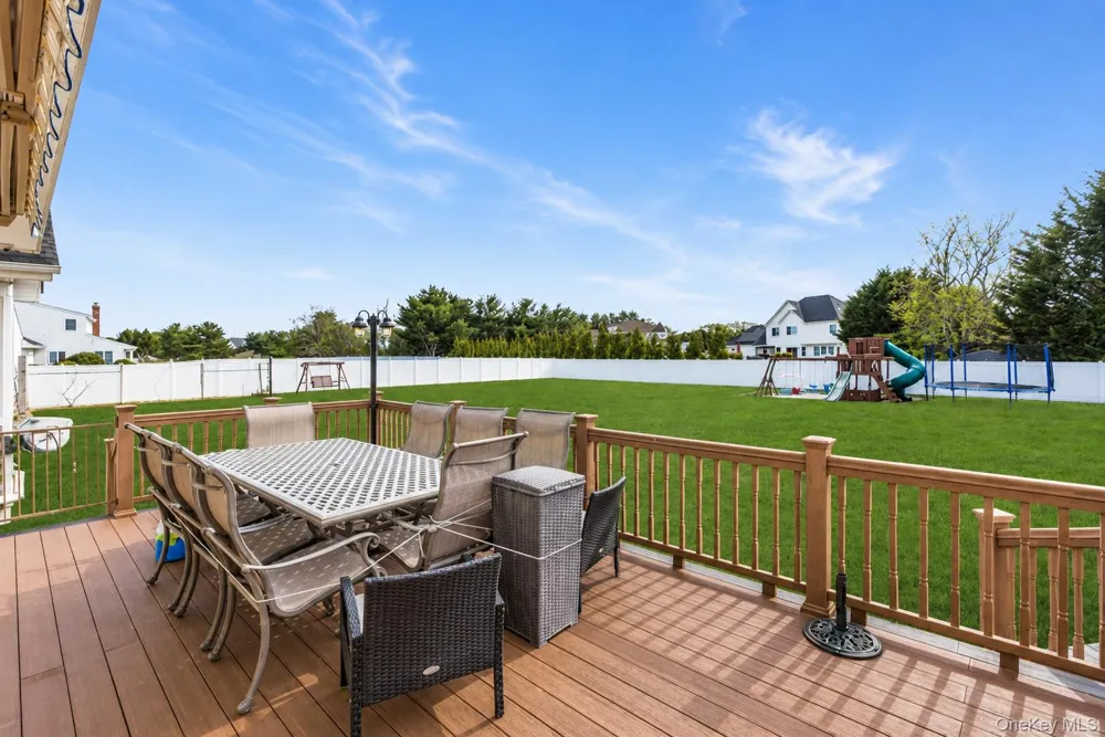 1509 Wad Riv Mnrvl Road Wading River, NY 11792