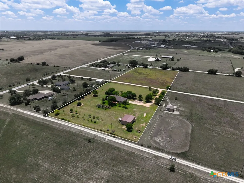 120 Rae Lane Jarrell, TX 76537