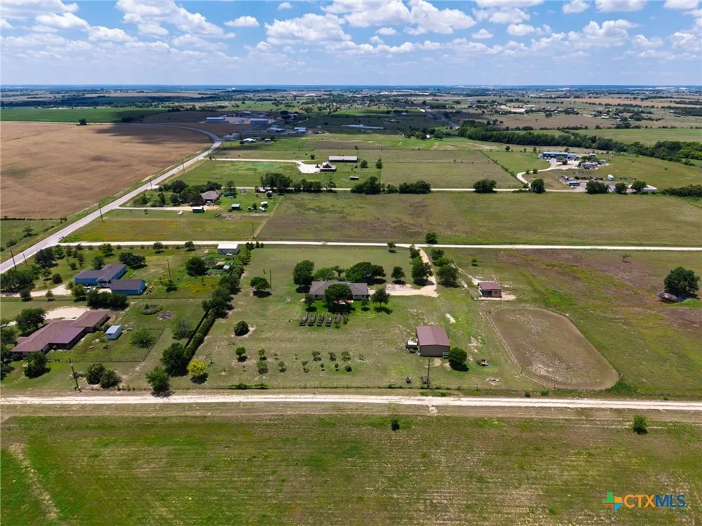 120 Rae Lane Jarrell, TX 76537