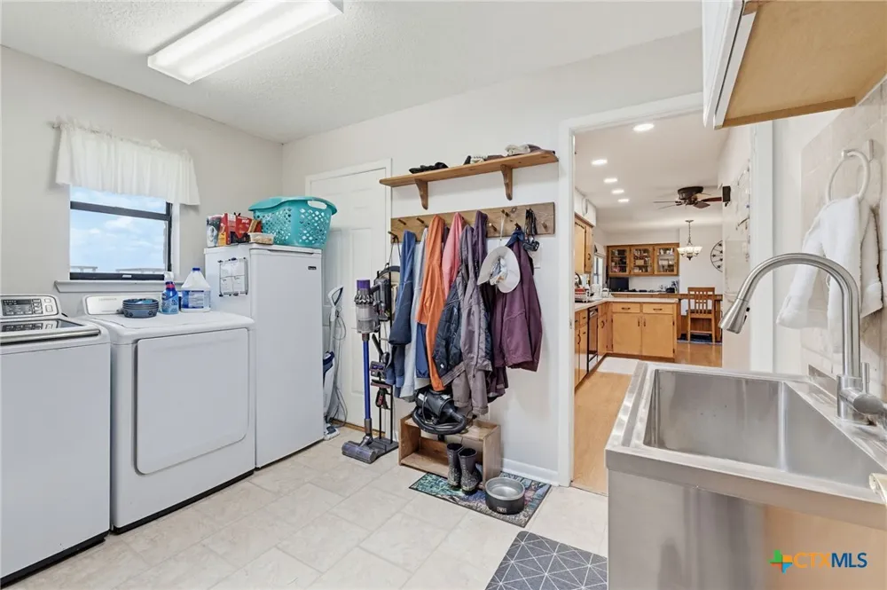 120 Rae Lane Jarrell, TX 76537