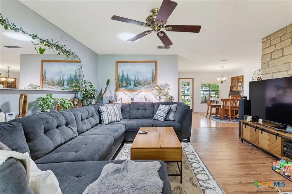 120 Rae Lane Jarrell, TX 76537