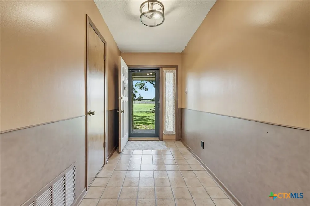 120 Rae Lane Jarrell, TX 76537
