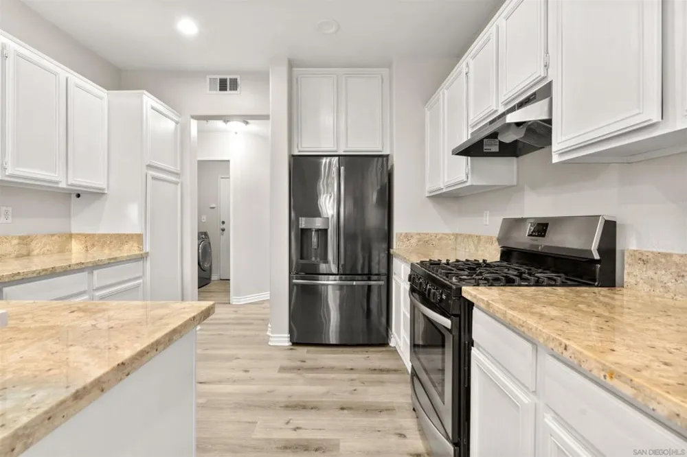 26154 Williams Way #B Murrieta, CA 92563